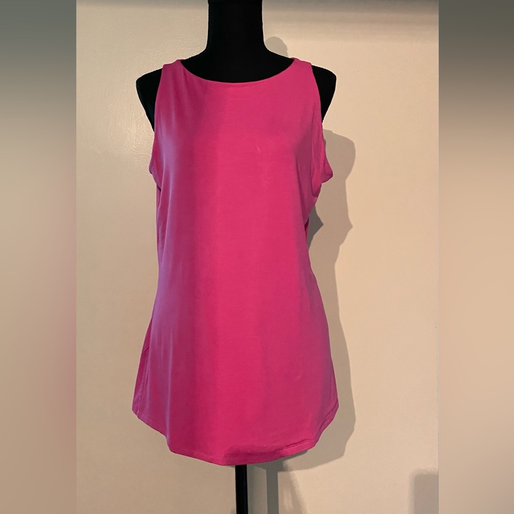 I.N.C. International Concepts large top